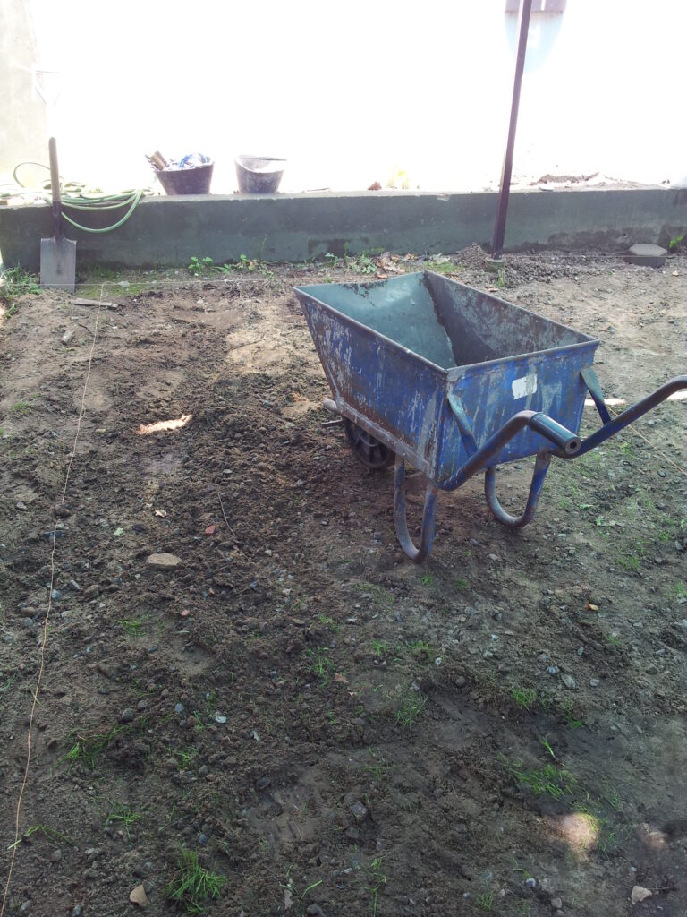 colocación de adoquines en Tigre con base nivelada y terminación profesional